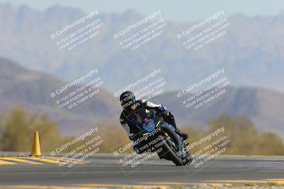 media/Apr-09-2023-SoCal Trackdays (Sun) [[333f347954]]/Turn 14 (1015am)/